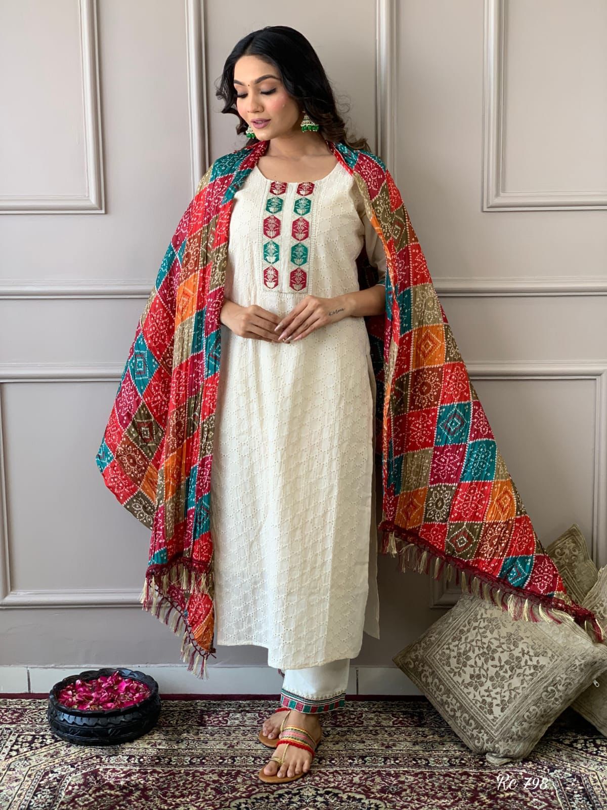 White Chikankari-3 Piece Set With Kurta Pant And Dupatta