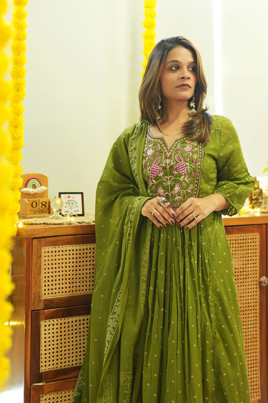 Green Elegant Kurta Set With New Style For Women