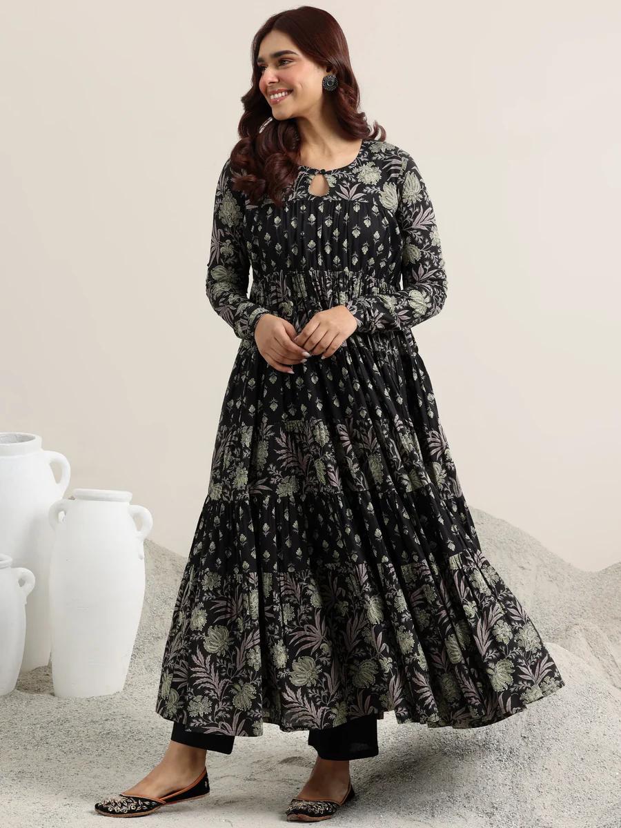 Anarkali Work Kurta Pant and Dupatta Set (Black)