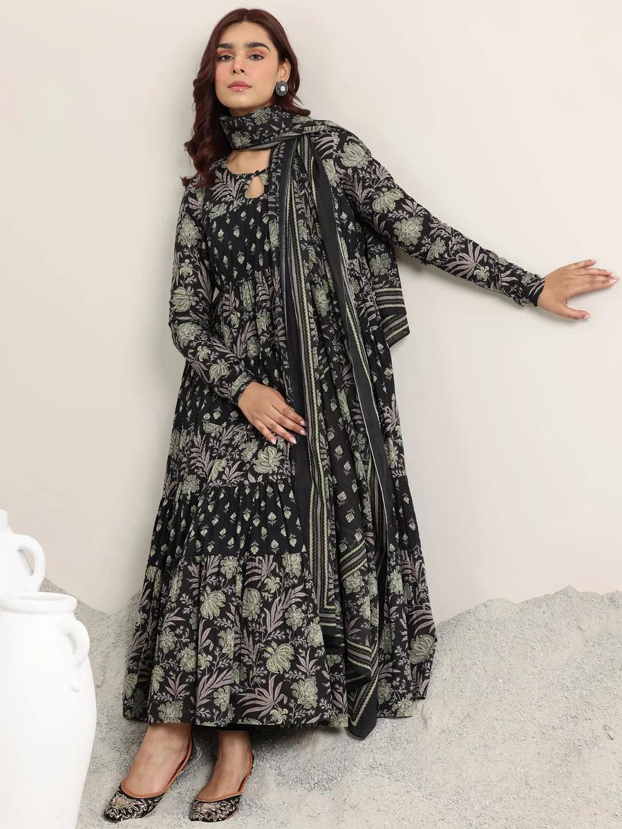 Anarkali Work Kurta Pant and Dupatta Set (Black)