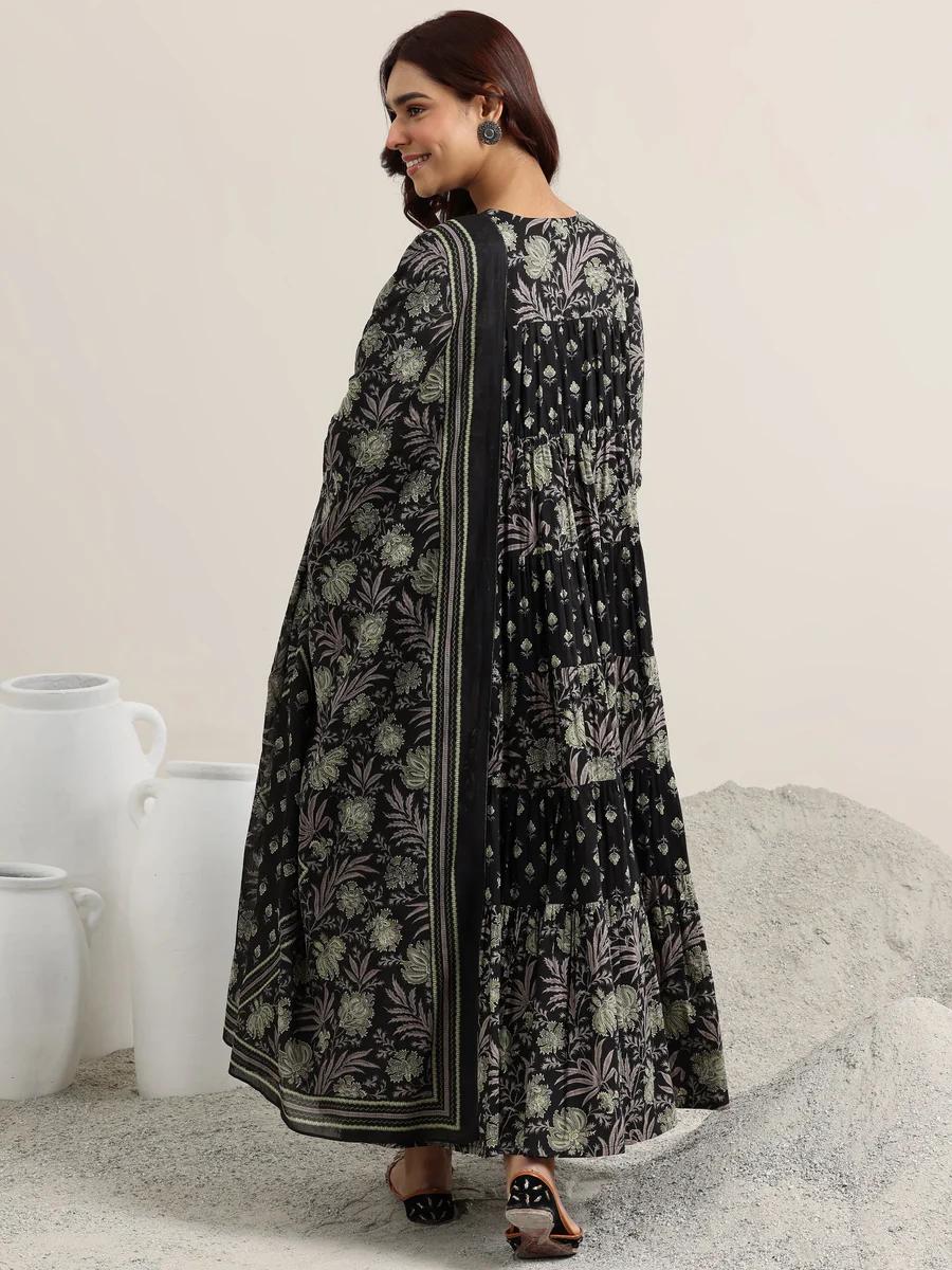 Anarkali Work Kurta Pant and Dupatta Set (Black)