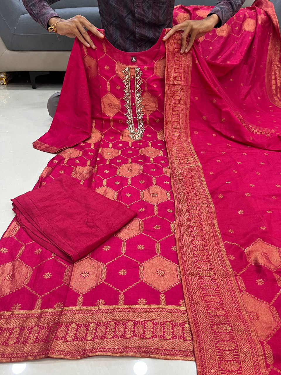 Royal Banarasi Jacquard Zari Suit Set (Top, Pant & Dupatta)