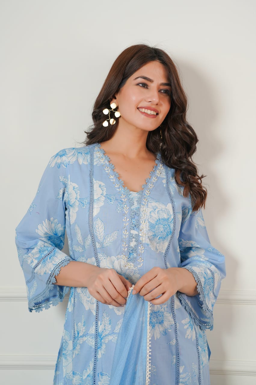 Women Cotton Printed Kurta ,Pant And Dupatta Set(SKY BLUE)