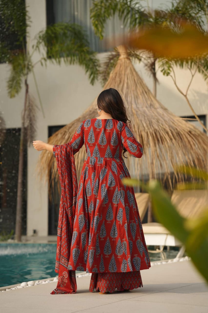 Pure Maslin with Heavy Digital Print Kurta, Pant and Dupatta Set