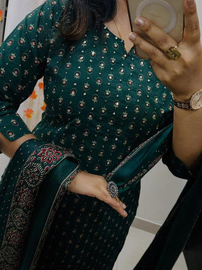 Women's Green Pure Cotton Kurti Pant & Dupatta