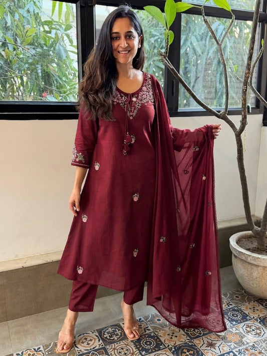 Women’s Maroon Embroidered Kurta Pant Set with Dupatta