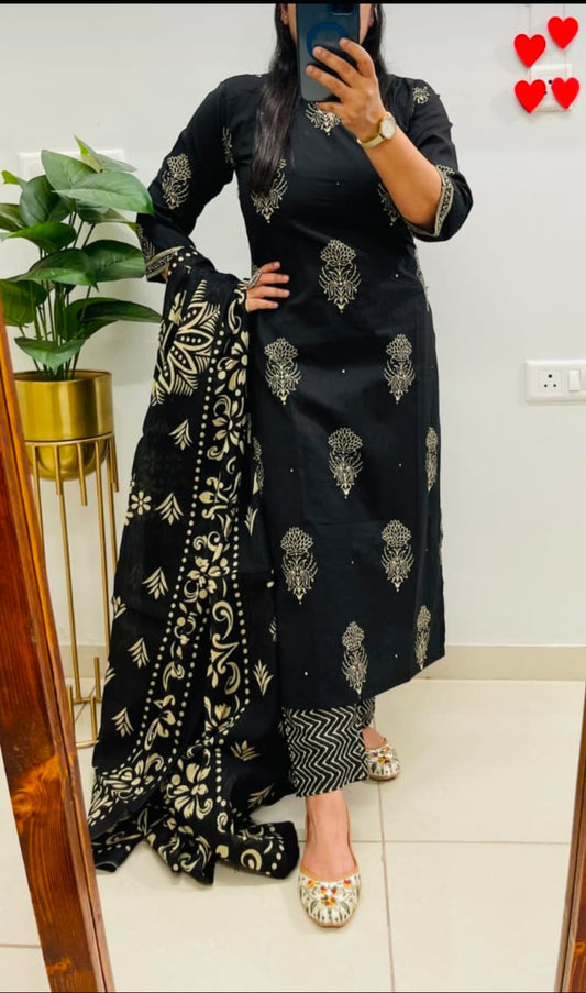 Noor Black Gold Printed Kurta Pant & Dupatta Set