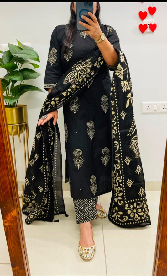 Noor Black Gold Printed Kurta Pant & Dupatta Set