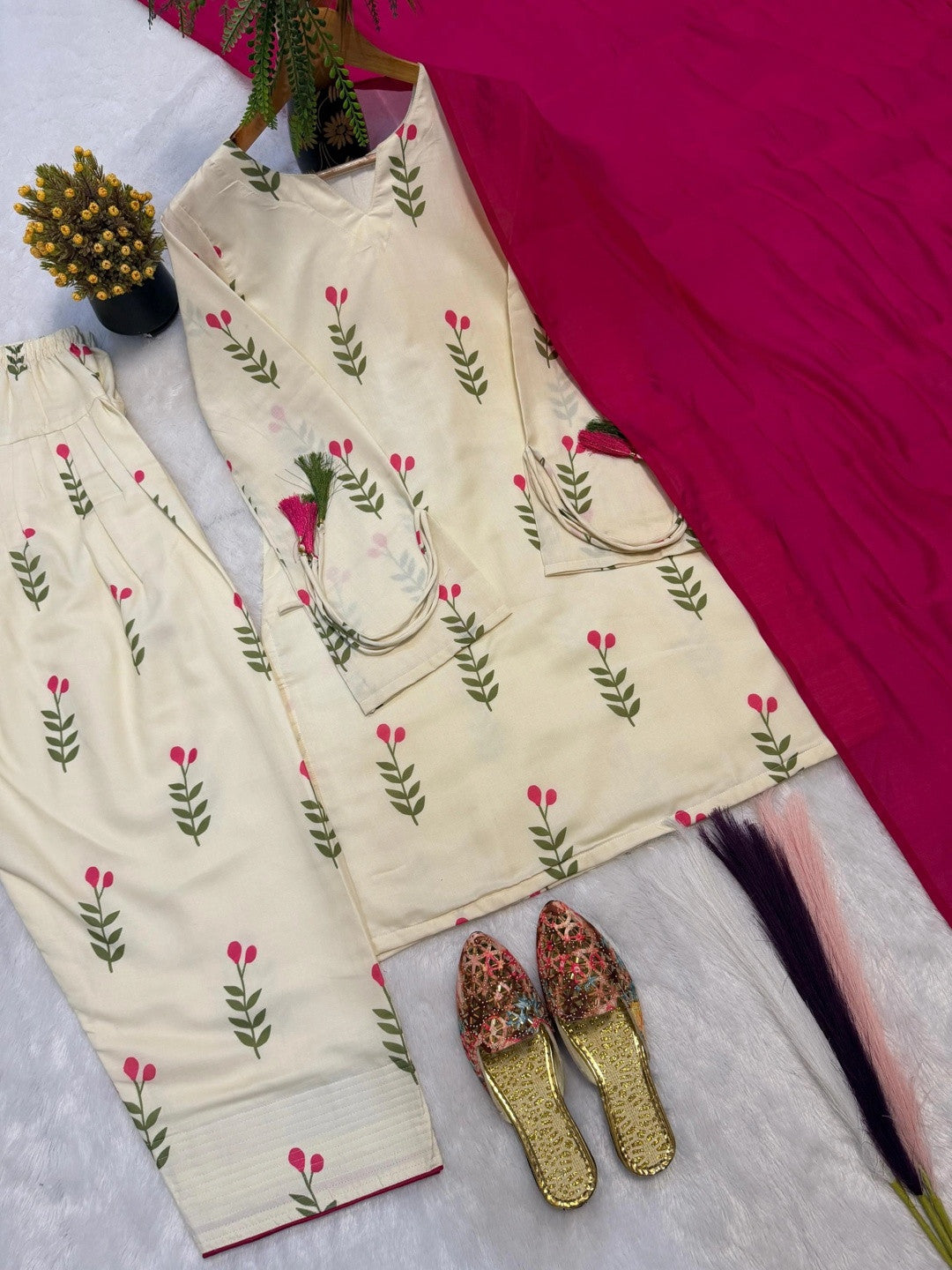 Gulbahar White Floral Cotton Farshi Salwar Suit Set